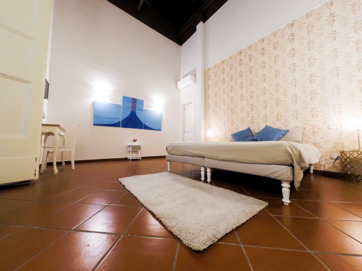 Domus Donnaregina Apartments Νάπολη Εξωτερικό φωτογραφία